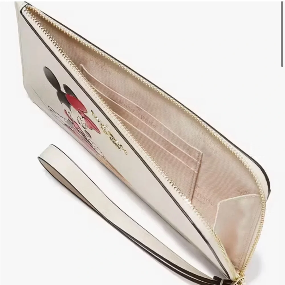 Kate Spade White Wristlet with Minnie Mouse Design